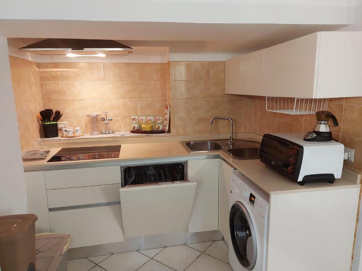 Casetta Blue House Gaeta Via Dell'Indipendenza ภายนอก รูปภาพ